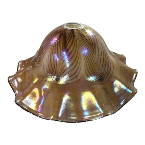 Vtg Large 15" Iridescent Pulled Feather Art Glass Lampshade Ruffled Shade - Picture 2 of 15